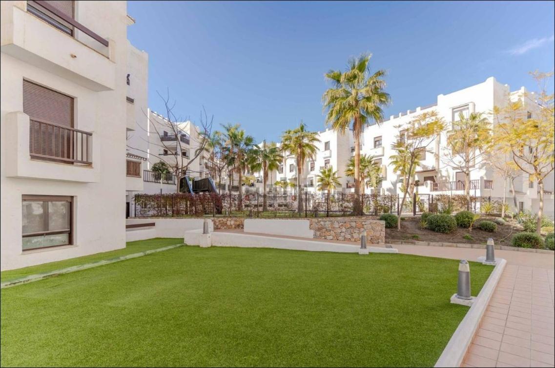 Apartamento En Salobrena Cerca Del Mar - Con Piscina, Gimnasio Y Garaje Kültér fotó
